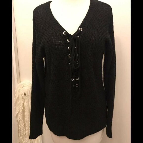 Charlotte Russe Black Long Sleeve Pullover Sweater. Lacing with Eyelets. Med B8 - Picture 1 of 6